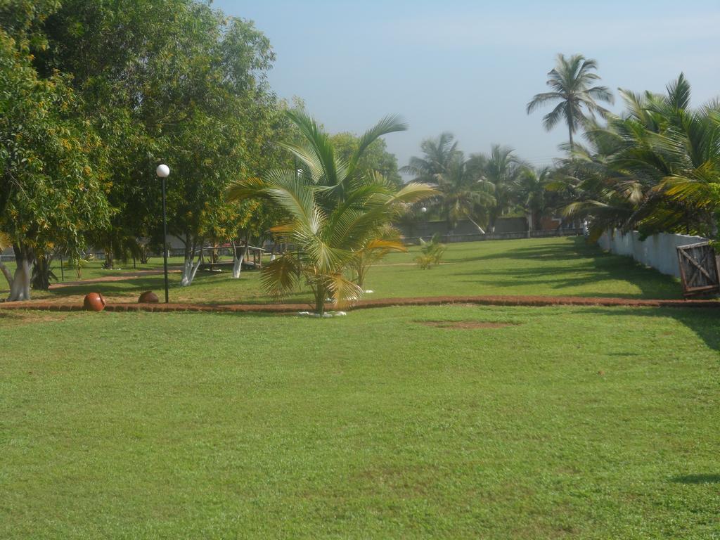 Legacy Tribe Beach Resort Prampram Eksteriør bilde