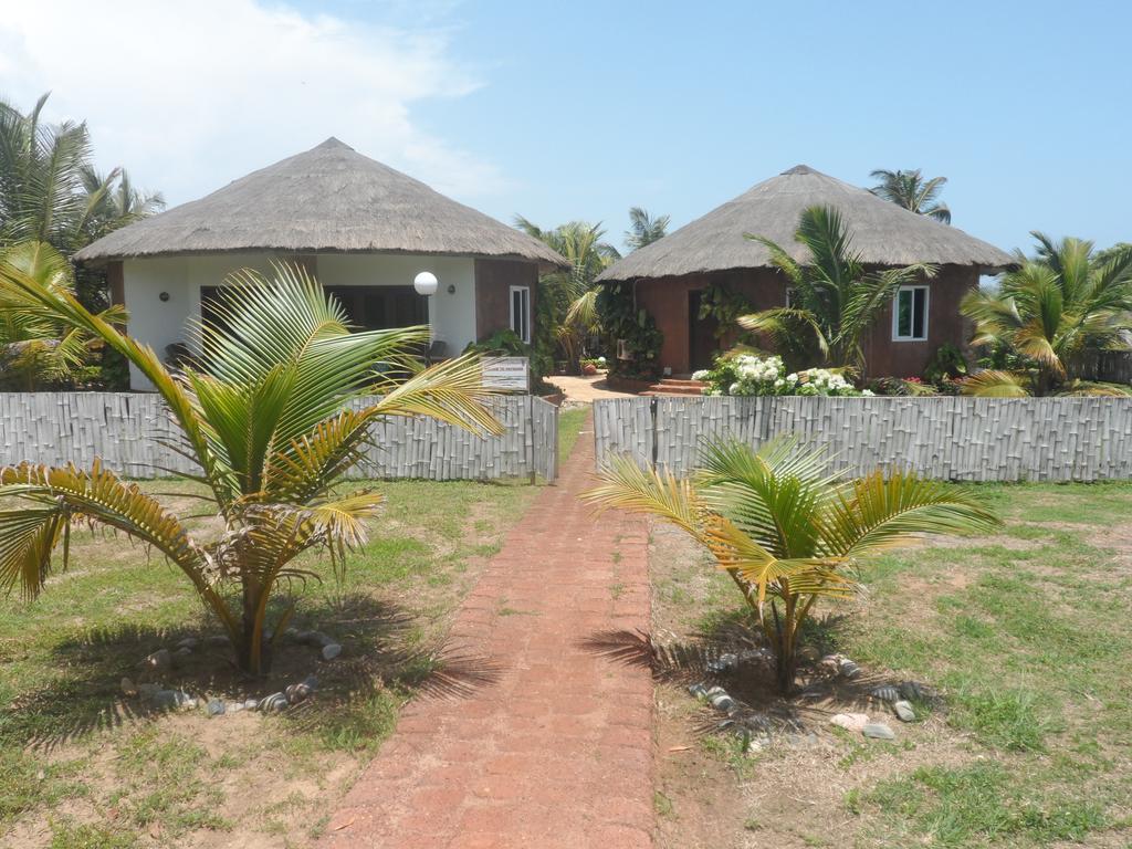 Legacy Tribe Beach Resort Prampram Eksteriør bilde